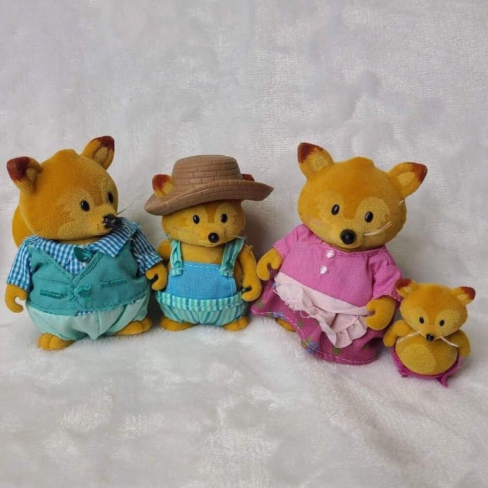 Lot of 7 Flocked Toy Figurines Lil Woodzeez Fox Honey Bee Acres Unicorn Family - Picture 4 of 12